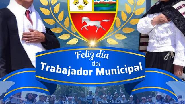 Imagen de felicitaciones con dos ancianos al costado.
