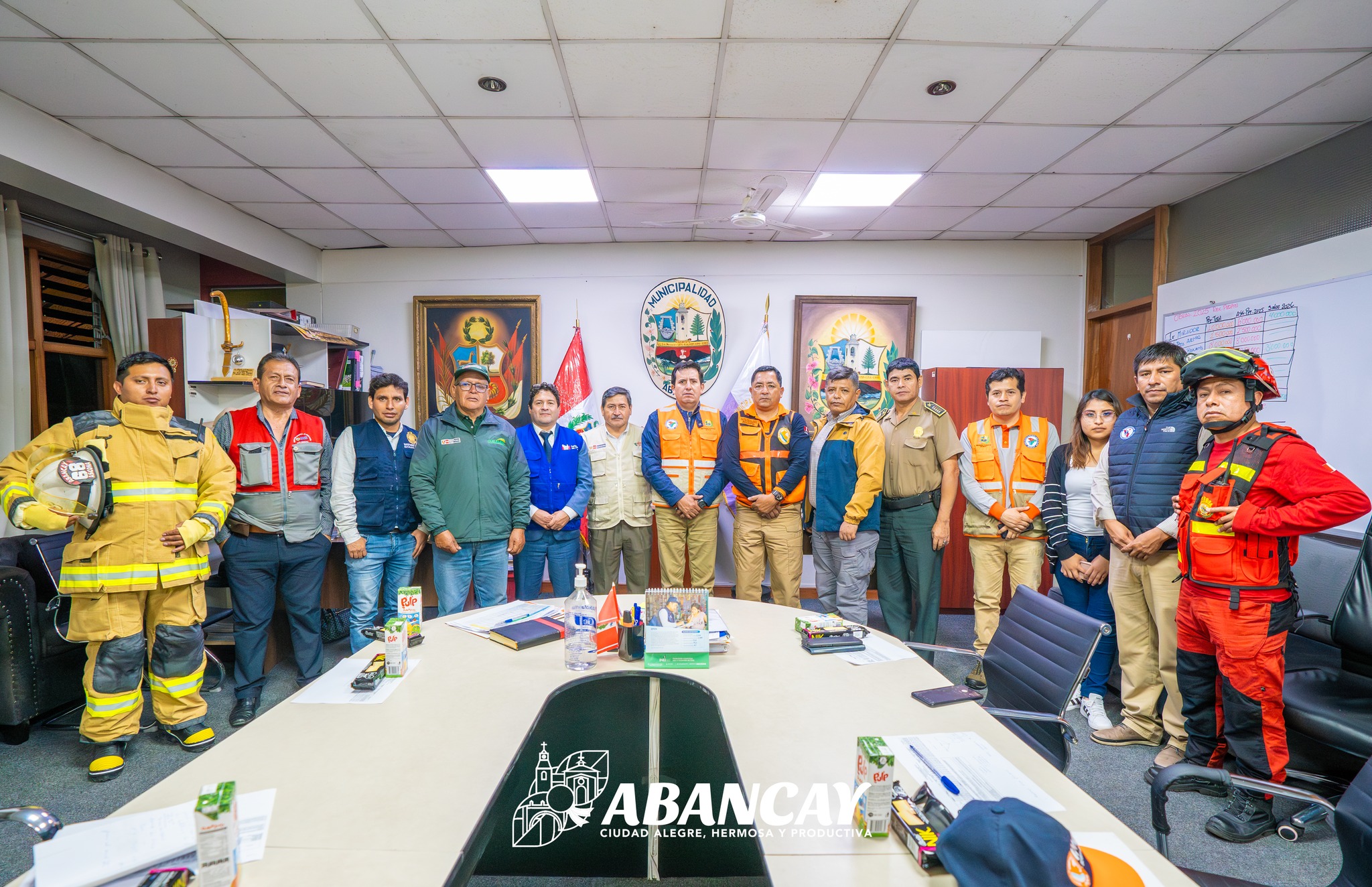 🌐Alcalde De Abancay, Raúl Peña, Lideró Exitoso Simulacro Nocturno De Sismo Para Fortalecer La Preparación Ciudadana Ante Cualquier Peligro Asociado 🌐