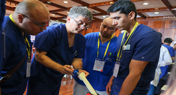 Hospital Rebagliati de EsSalud obtiene certificación internacional como primer Centro de Enseñanza en Cirugía Ortopédica del país