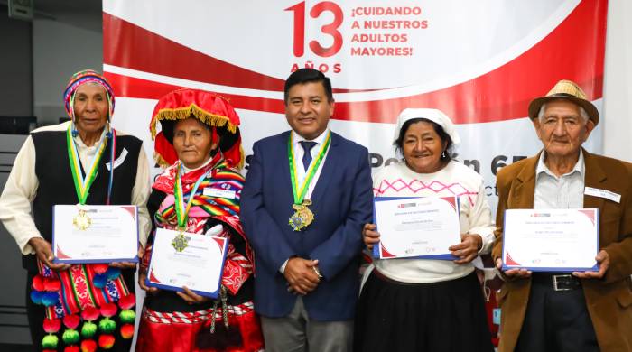MAYORES DEL BICENTENARIO 3