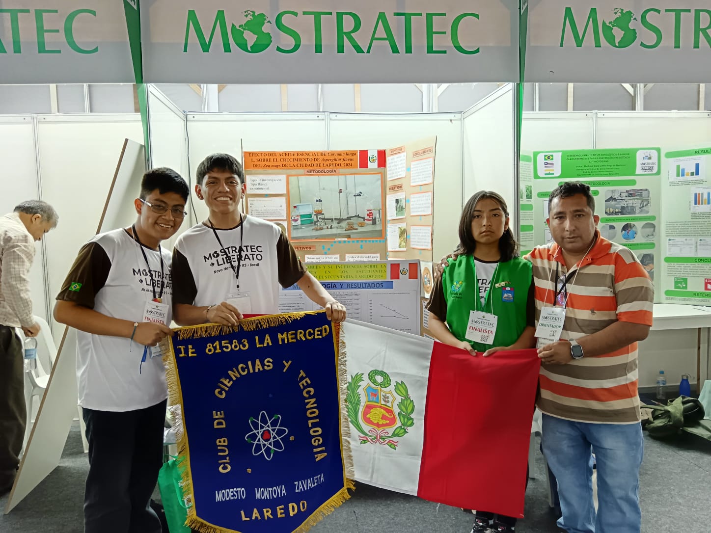 I.E La Merced de Laredo triunfa en feria internacional de ciencias