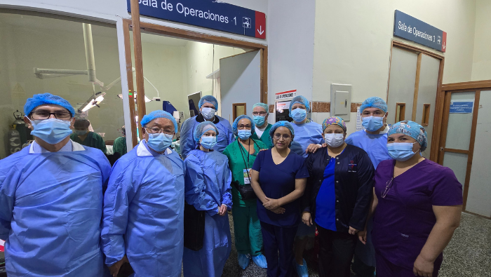 Embajada de Alemania visitó el Hospital Loayza en jornada quirúrgica