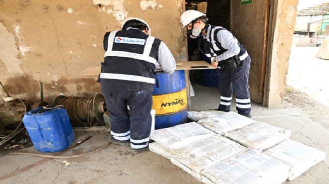 Las acciones se realizaron como parte del cuarto operativo de control regional contra la minería ilegal, que, como en ocasiones anteriores, contó con apoyo de la Policía Nacional.