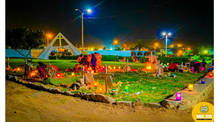 Encendido de luminarias en el Cementerio Municipal de Mejía, 01 de noviembre Día de todos los santos