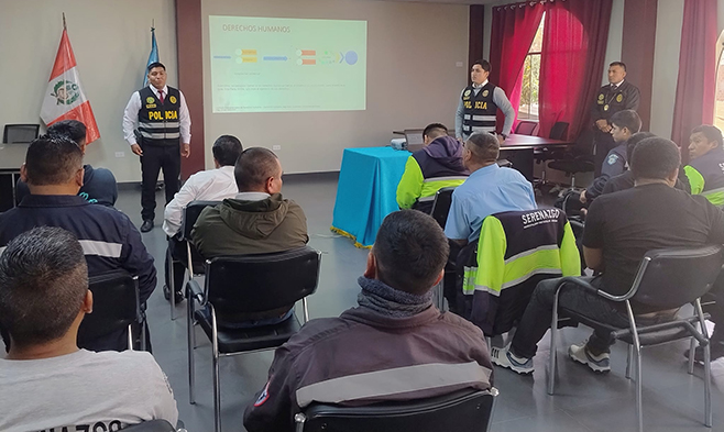 Personal de Serenazgo recibe charla instructiva y de capacitación con Policía Nacional del Perú