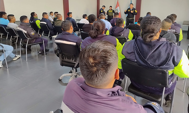 Personal de Serenazgo recibe charla instructiva y de capacitación con Policía Nacional del Perú