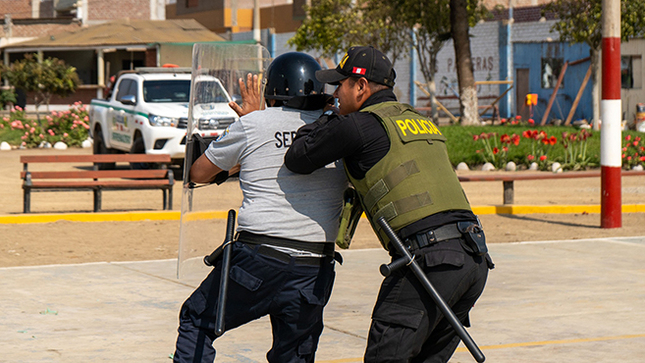 Personal de Serenazgo recibe charla instructiva y de capacitación con Policía Nacional del Perú