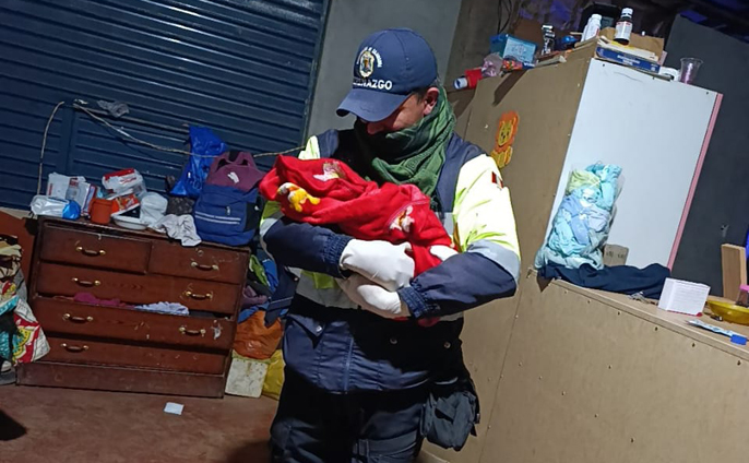 Serenazgo Auxilia a Gestante en el Proceso de Parto