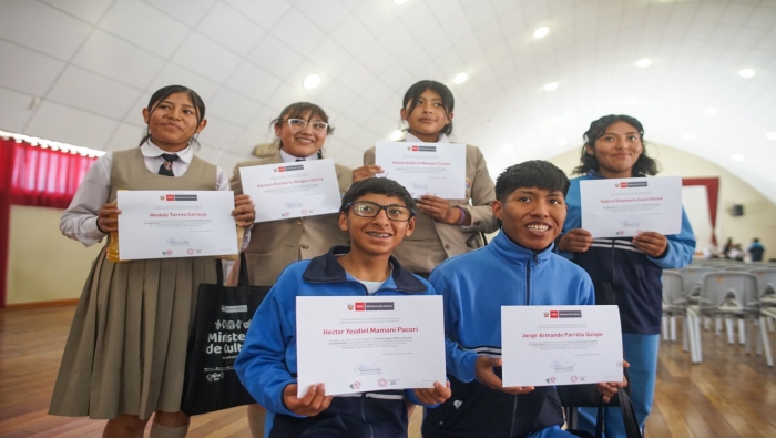 Arequipa: más de 50 estudiantes de la Gran Unidad Escolar Mariano Melgar aprendieron quechua de manera gratuita gracias al Mincul