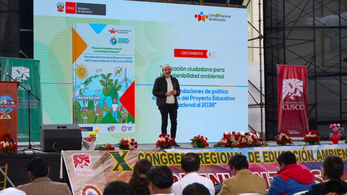 CNE continúa impulsando la ciudadanía plena y presenta el Observatorio del PEN en universidades de Cusco y Lima