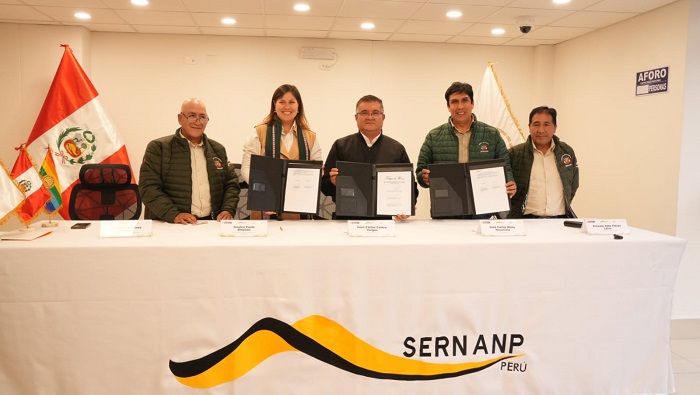 firma convenio machupicchu