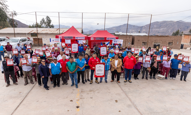 Se entregó más de 190 títulos, entre ellos, ha colegio y posta médica de Comunidad Campesina Acurana ubicada a 2,780 m.s.n.m.