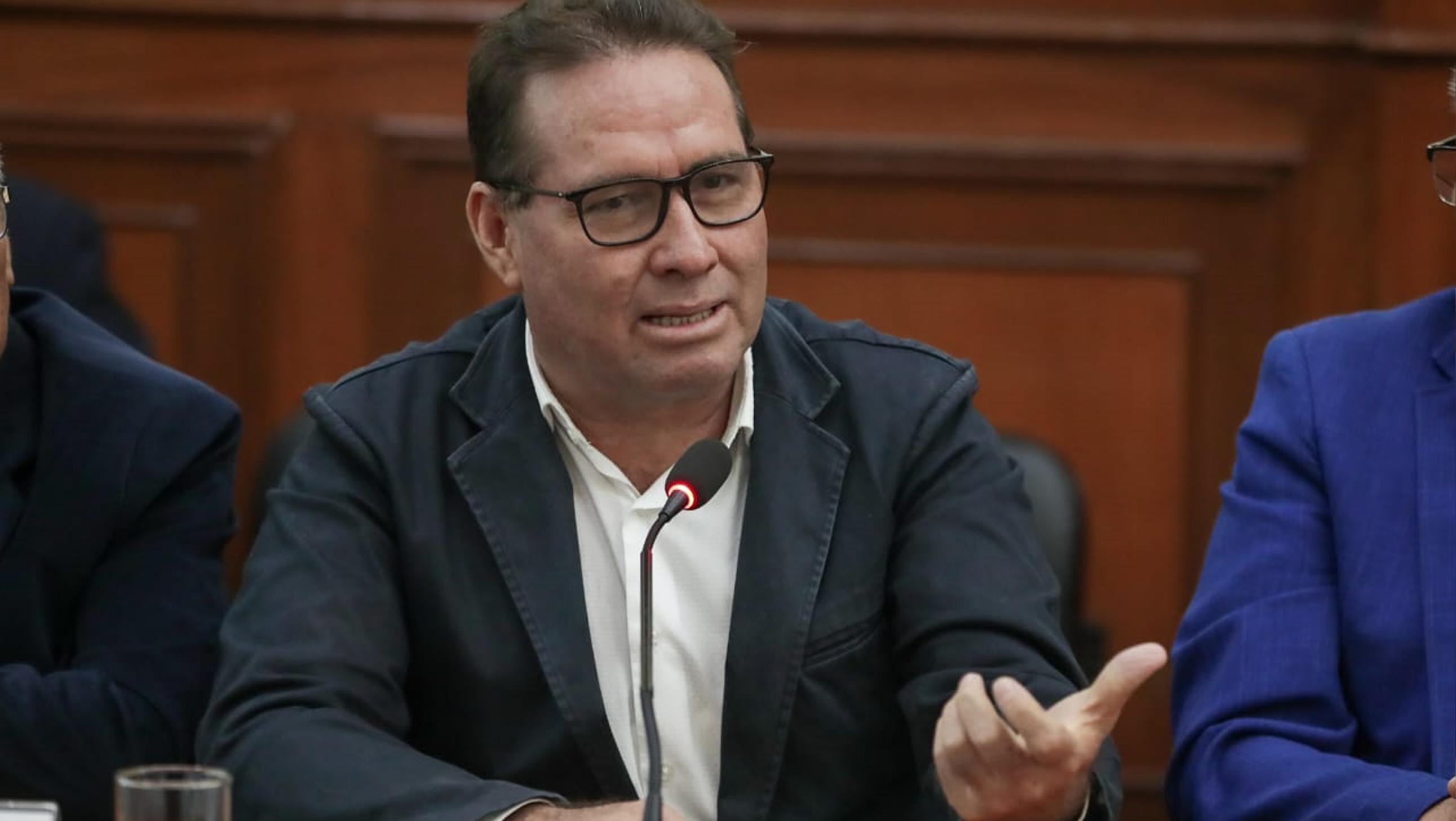 Tras reunirse con sus pares y el premier en la capital