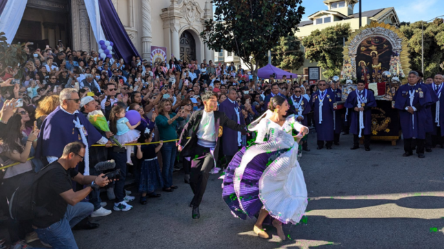 Señor de los Milagros: comunidad peruana celebra la tradición del mes morado en San Francisco
