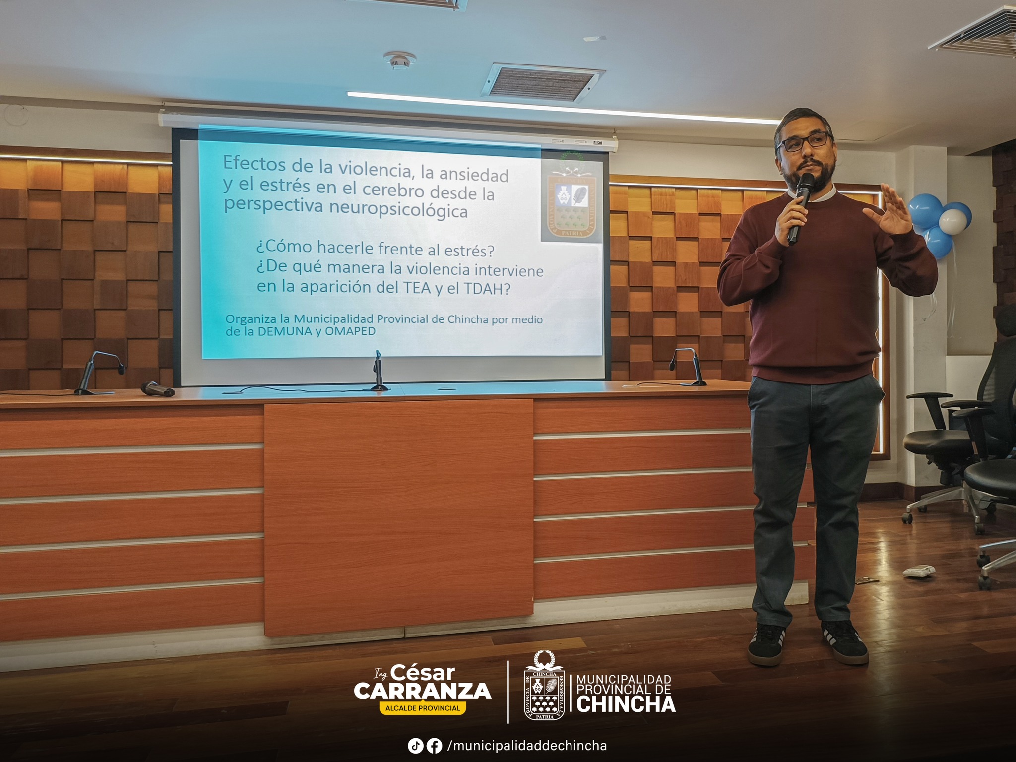 🔰El martes 27 de Agosto en el auditorio del Museo de Chincha, se llevó a cabo una capacitación denominada "Como hacerle frente al Estrés", desde la perspectiva Neuropsicología", donde el exponente fue el Psicólogo Daniel Moscoso, especialista en Neuropsicología, evento organizado por la Municipalidad Provincial de Chincha, a través de la Demuna Provincial.