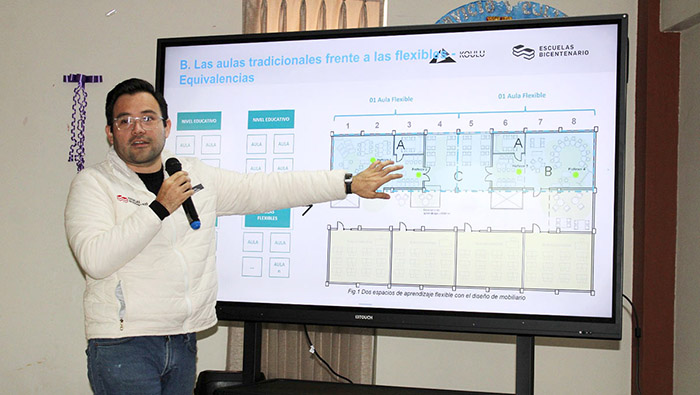 Presentamos diseño de su nueva escuela a comunidad educativa de la Escuela Bicentenario 73002 Glorioso 821