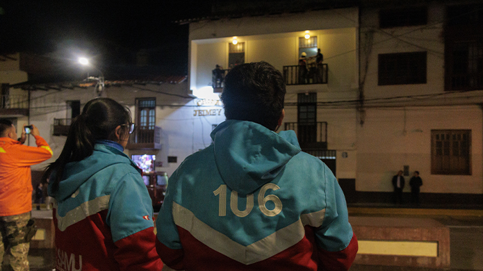 Imagenes sobre el simulacro realizado en la plaza de Armas de Huamachuco y la I. E. San Nicolás