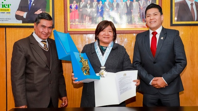 Viceministra del MINEM visita al alcalde Javier Ponce y confirma el inicio de licitación del proyecto de masificación de gas natural en Puno