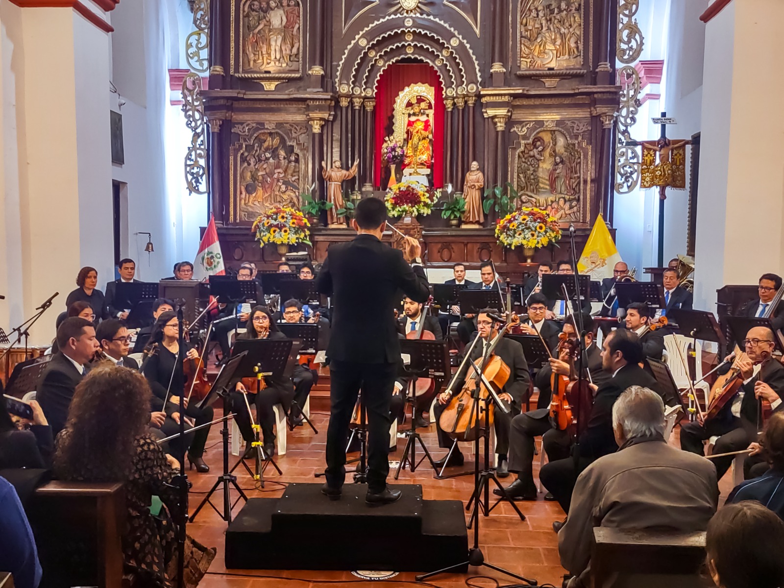 OST cautivó a vecinos del distrito de Victor Larco
