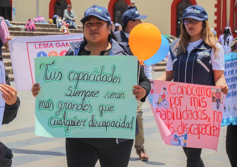 Puno conmemora el Día Nacional de las personas con discapacidad con marcha de sensibilización