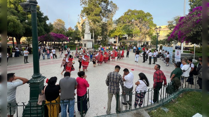 Alumnos danzantes