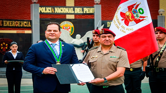 Alcalde Fernando Velasco participó de la actividad