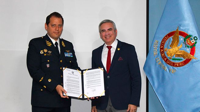 Minsa entregó formalmente la Resolución Ministerial que otorga la categoría III-1 al Hospital Central de Aeronáutica de la Fuerza Aérea 