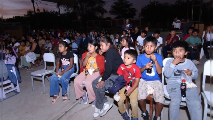 Niños y niñas