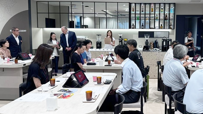 Cupping-en-UCC-Coffee-Academy-de-Tokio