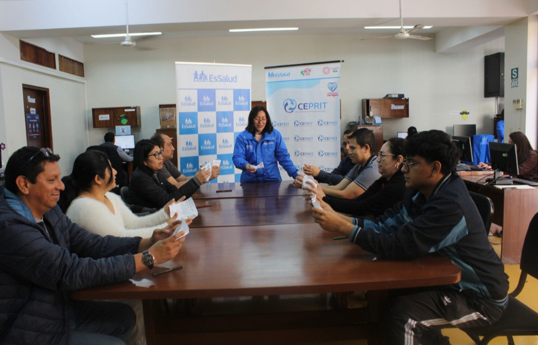 EsSalud exhorta a las empresas a cumplir con evaluaciones preventivas de riesgos psicosociales