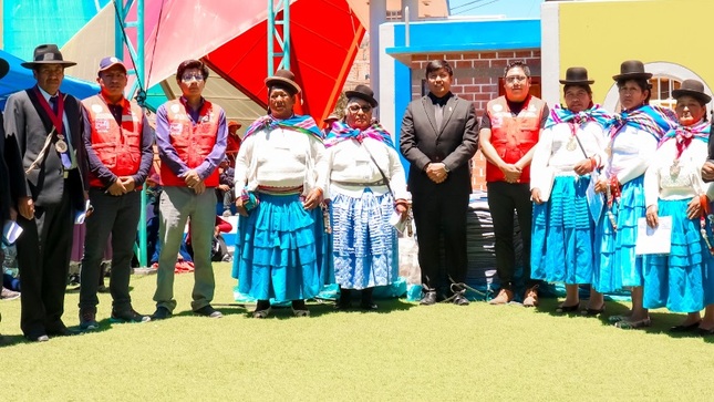 Municipalidad de Puno entrega abrigo y apoyo a centros poblados y personas con discapacidad