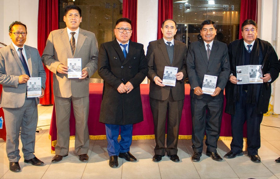 Conversatorio en honor a Teodoro y Edgar Valcárcel: antesala a la llegada de sus restos a Puno
