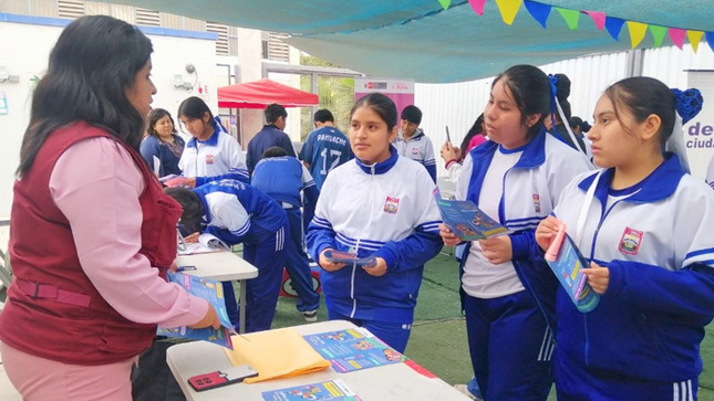DIRIS Lima Sur y ONG Desco Ciudadano lanzan la feria "Actuemos contra la Violencia"