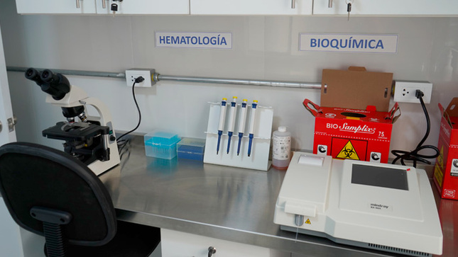 Población de Punta Hermosa celebra la recategorización y gran inauguración del laboratorio en el centro de salud