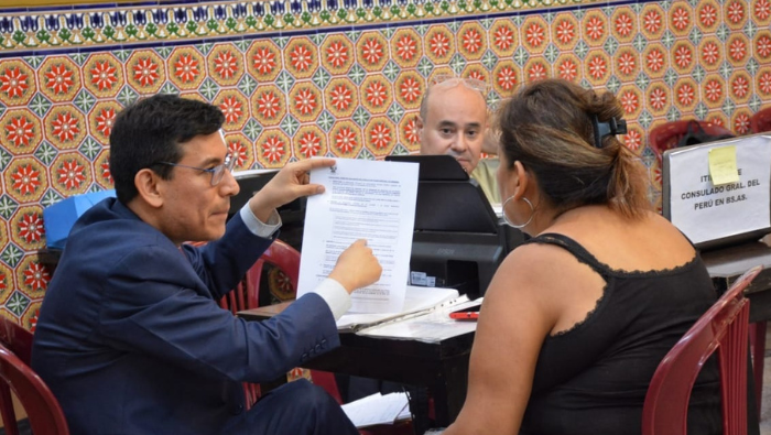 Consulado del Perú en Buenos Aires acerca sus servicios a la comunidad peruana en General Rodríguez