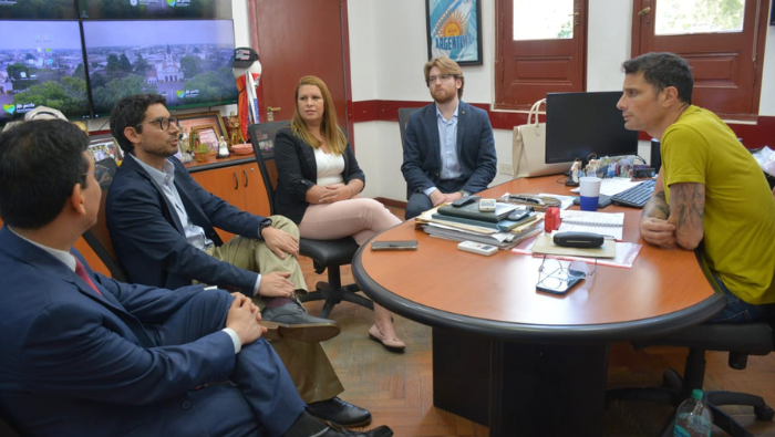 Consulado del Perú en Buenos Aires acerca sus servicios a la comunidad peruana en General Rodríguez