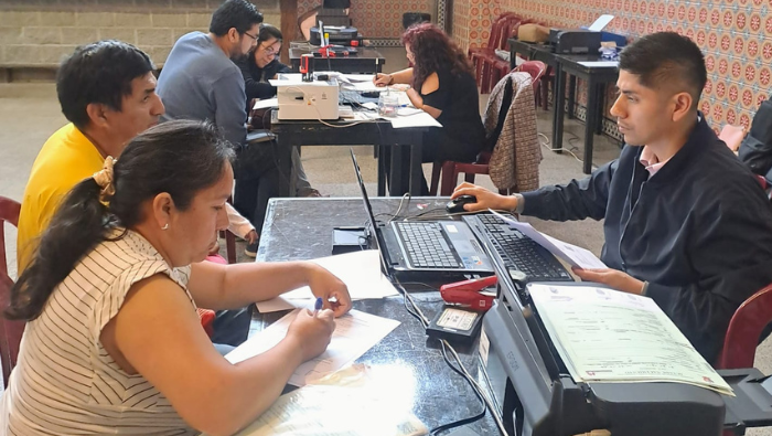Consulado del Perú en Buenos Aires acerca sus servicios a la comunidad peruana en General Rodríguez
