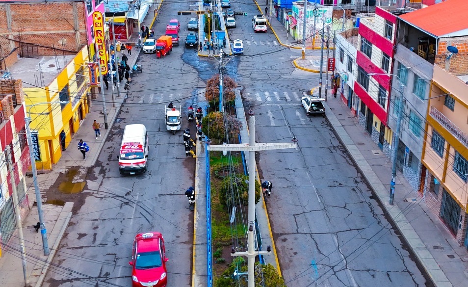 Personal de limpieza garantiza el cuidado del ornato de la ciudad por el 356° aniversario de Puno