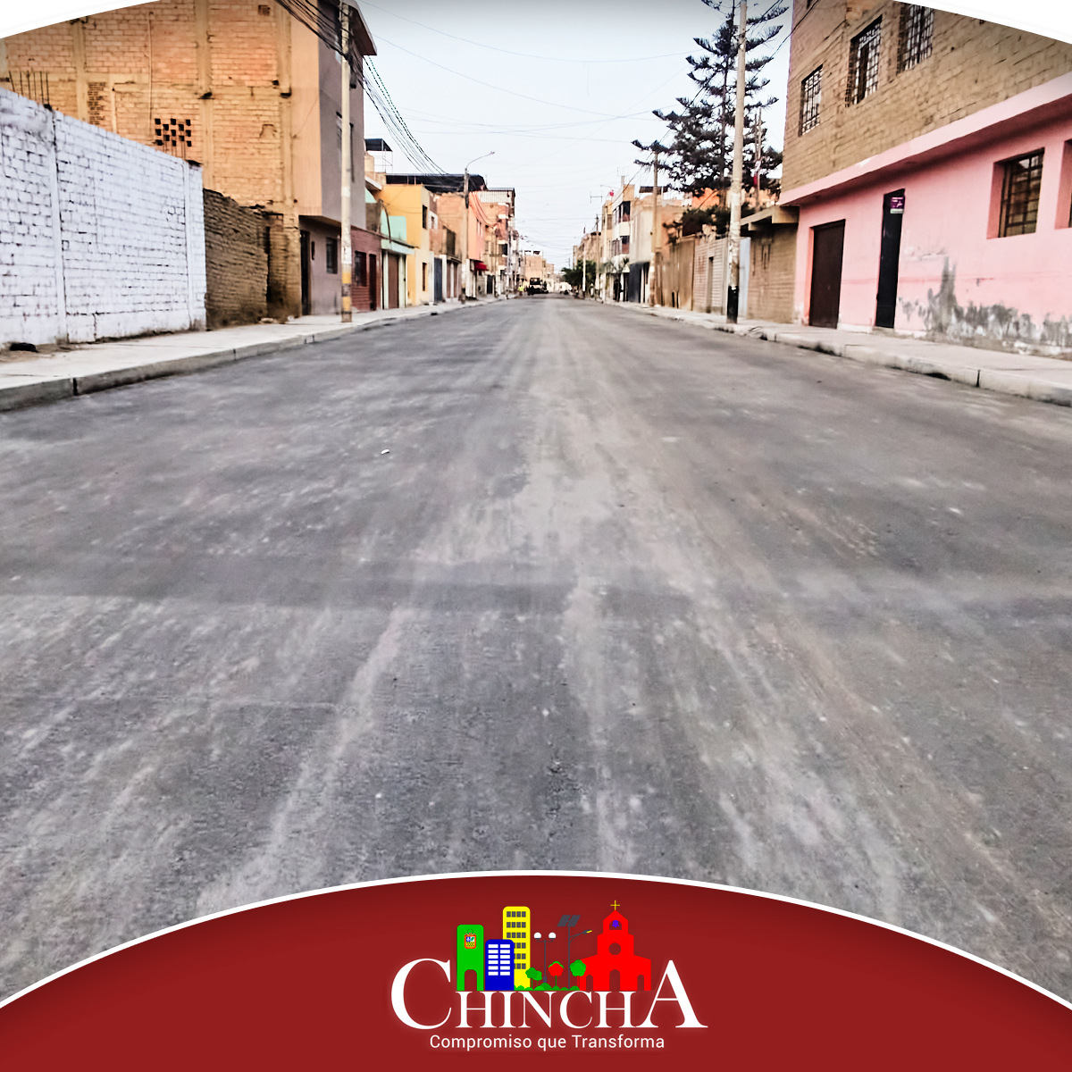 El Alcalde César Carranza Falla continúa con la misión de mejorar nuestra querida ciudad, llevando el asfalto a las calles más deterioradas. Estas vías, que antes representaban un desafío diario, están siendo renovadas con dedicación.
🎉 En este avance, compartimos la imprimación y asfaltado de:
🚧 Calle El Carmen
🚧 Calle Chavín
🚧 Calle San José
🚧 Calle Maurtua
Estamos ansiosos por culminar estas obras y poder recorrer juntos estas renovadas calles, saludando a cada vecino del cercado.
¡Sigamos construyendo una Chincha mejor, juntos! 💪✨