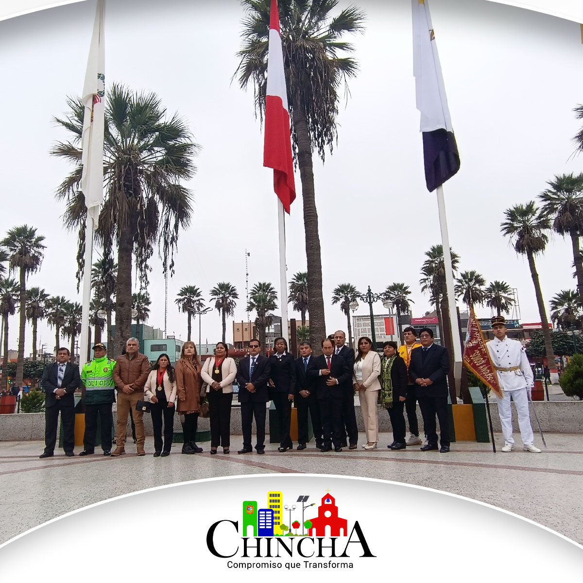 Esta mañana, en una actividad cívica, se rindió honores a nuestros símbolos patrios con el tradicional #IzamientodeBandera. Esta ceremonia reunió a autoridades locales e instituciones educativas de nuestra ciudad.
Entres las instituciones participantes estuvieron representantes de la Sub prefectura de Chincha, Municipalidad Provincial de Chincha, Policía Nacional del Perú, UGEL Chincha, I.E. 243, I.E. Santa Ana, I.E. 22628, I.E. Abraham Lincoln, entre otros.