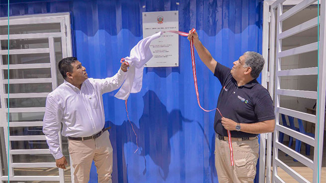 Alcalde inaugura nueva sede de migraciones en Paita.