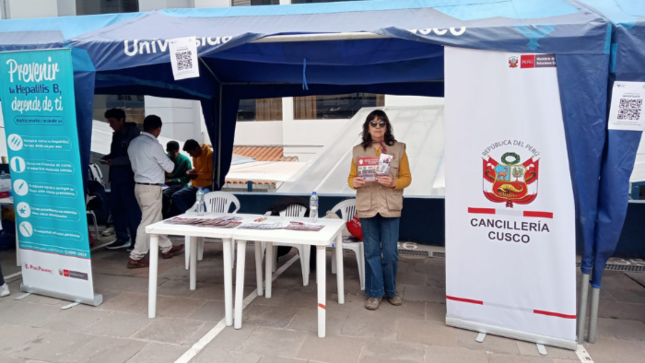 Cancillería Cusco promueve el interés por la carrera diplomática en feria informativa de la Universidad Andina