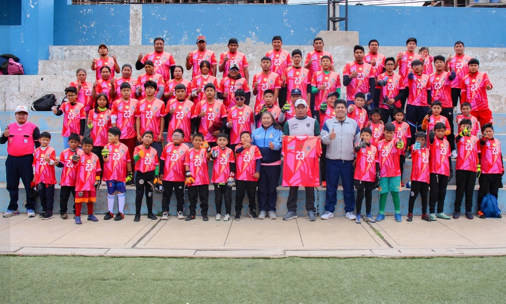 Más de 80 niños, jóvenes y adultos participaron en la tercera edición de “Reto de arqueros”