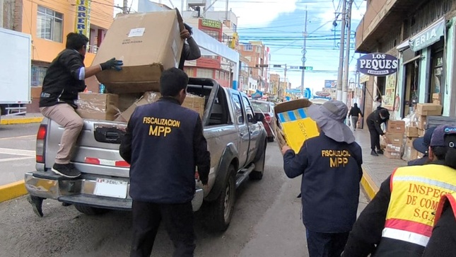 Municipalidad Provincial de Puno continúa recuperando la vía pública ante la ocupación irregular de Comerciantes