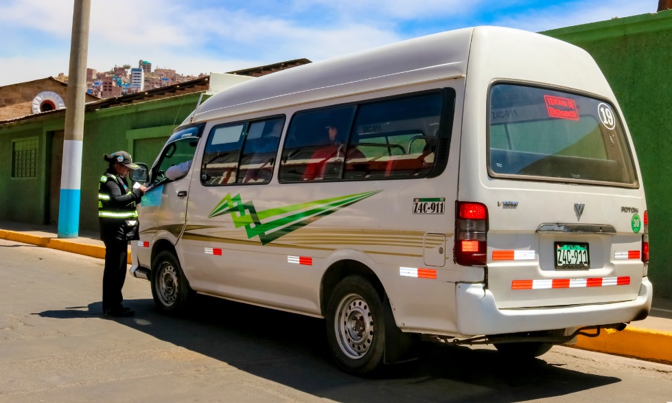 La Gerencia de Transporte infracciona a más de 20 conductores durante operativo inopinado