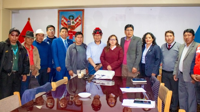 Se realizó reunión para declarar en situacion de emergencia el abastecimiento de agua potable en la ciudad de Puno