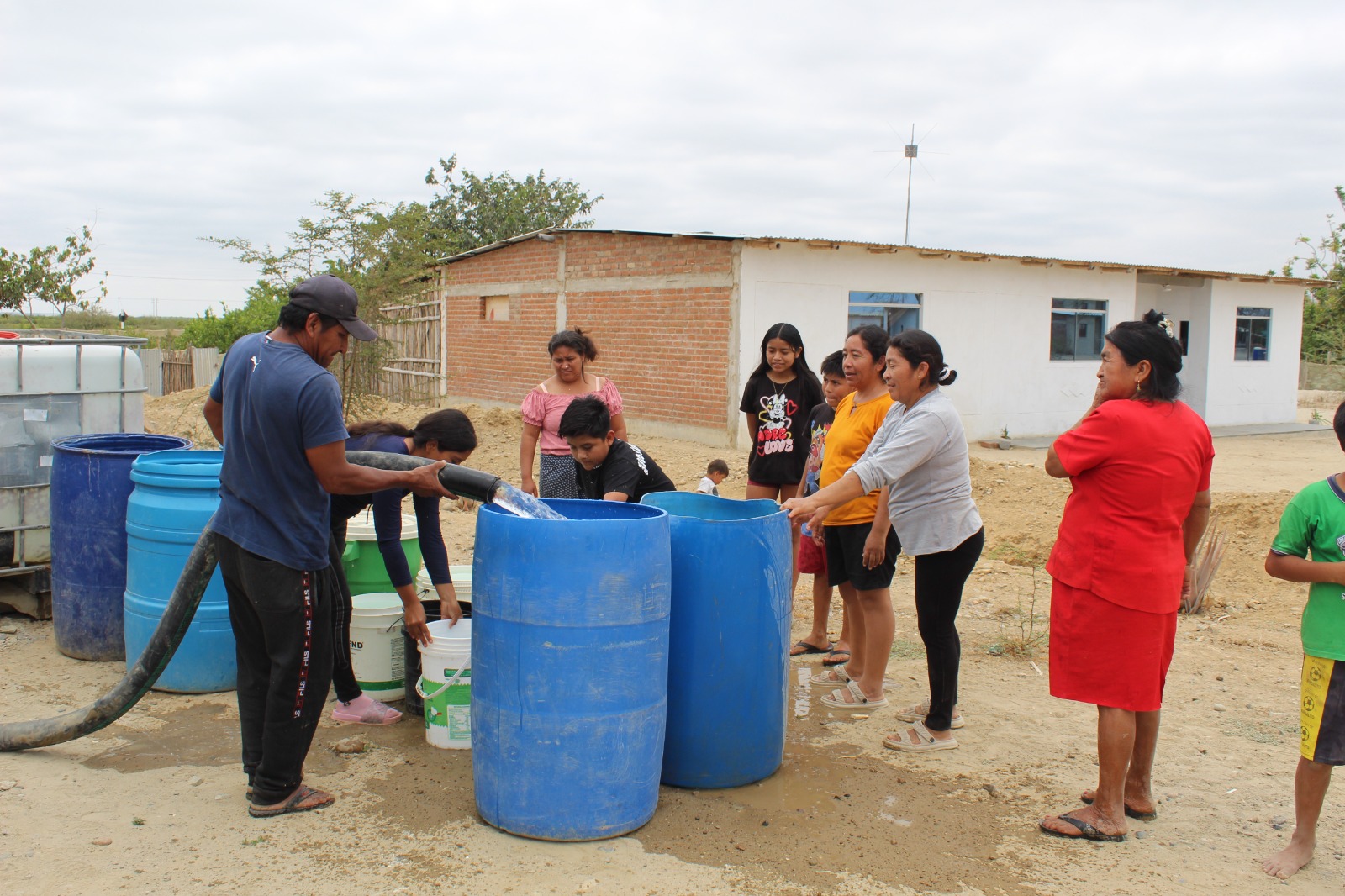 Gobierno Regional beneficia a más de 38 mil piuranos con agua potable