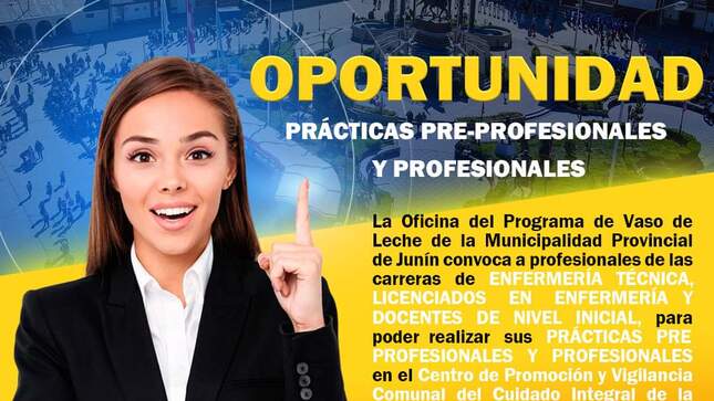 Dama señalando una información