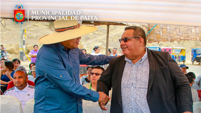 Alcalde Pedro Cuadros colocó la primera piedra para la construcción de polideportivo en el C.P El Tambo