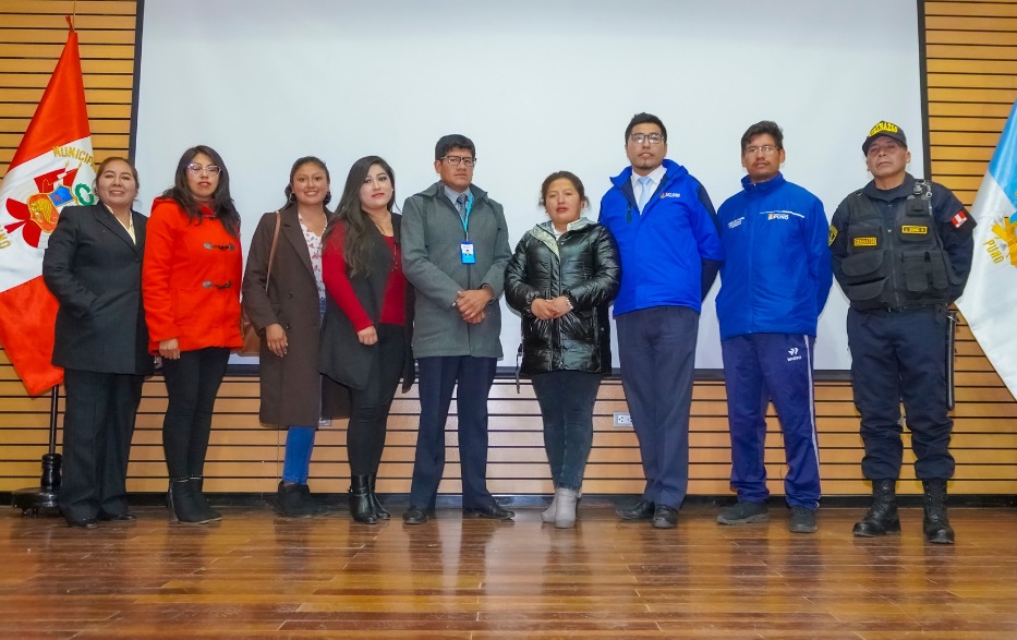 Reunión de la comisión de fiestas navideñas para definir las prioridades y proyectos para las celebraciones de fin de año